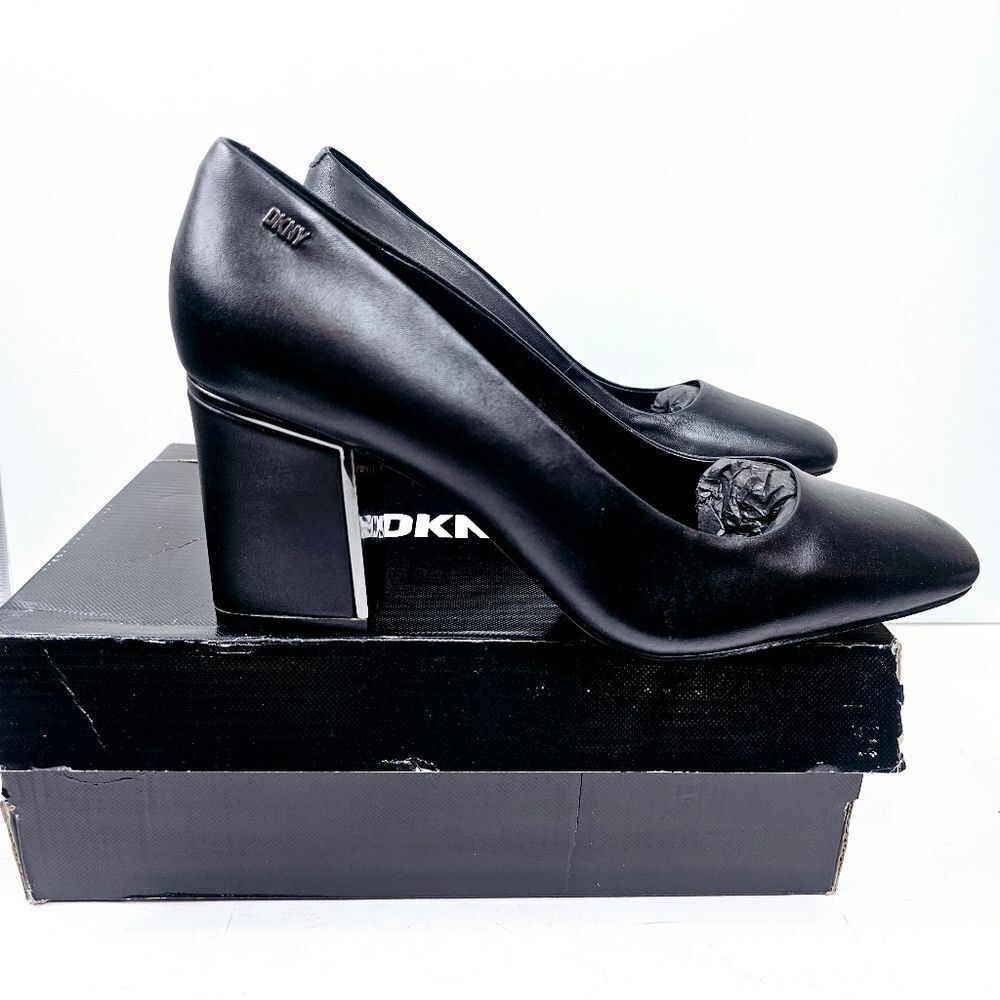 DKNY Celsa Black Leather Square Toe  Chunky Block Heel Pump Size 8.5 NIB NWT